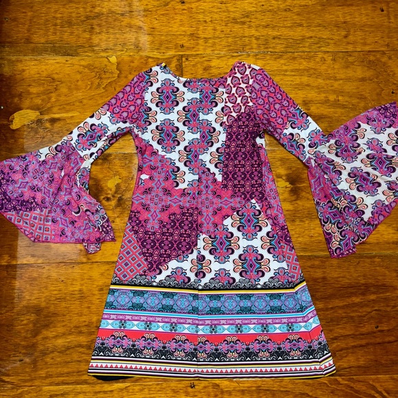 Go Go Dress with Bell Sleeves - Picture 2 of 6